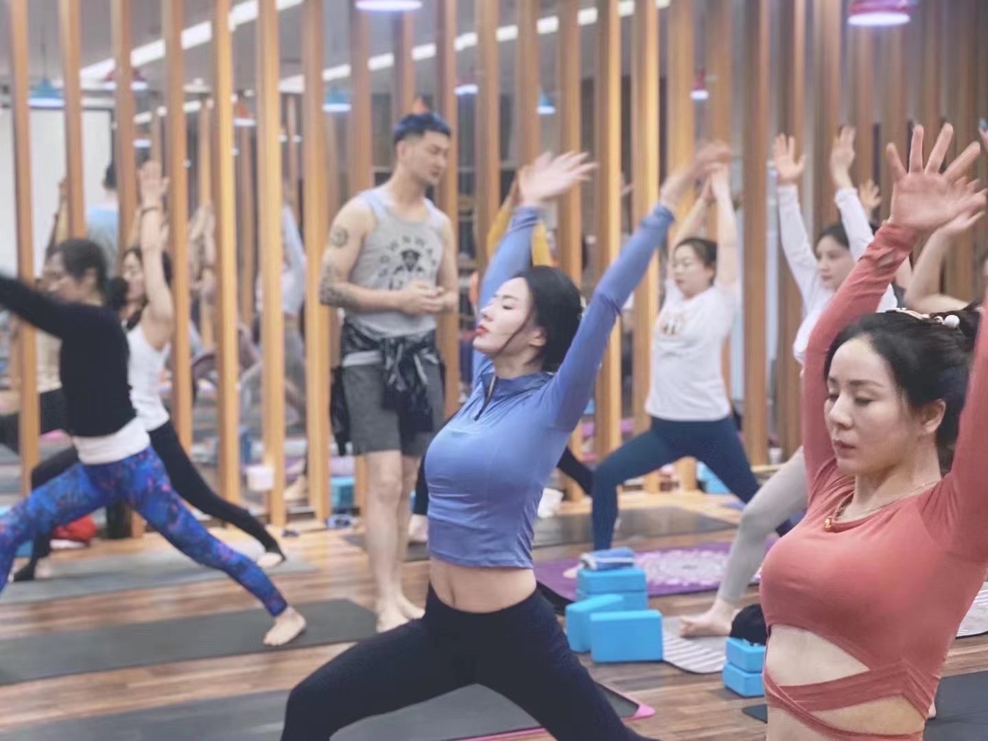 上海哪里有瑜伽培训周末班？